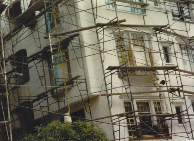 Commercial repaint in progress, 2004